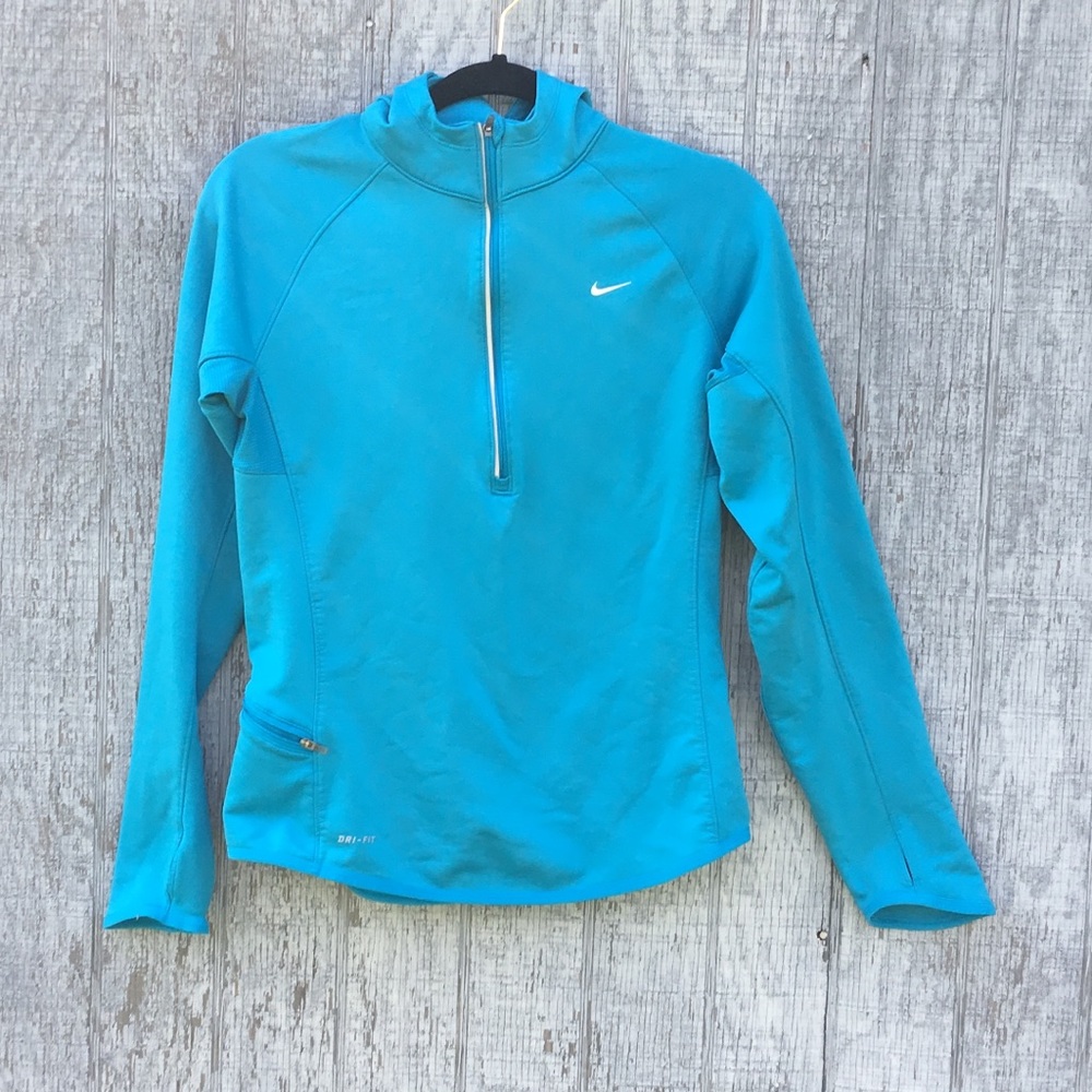 Nike | Pullover  Top